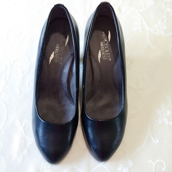 Aerosoles heel rest shoes - Picture 6 of 9